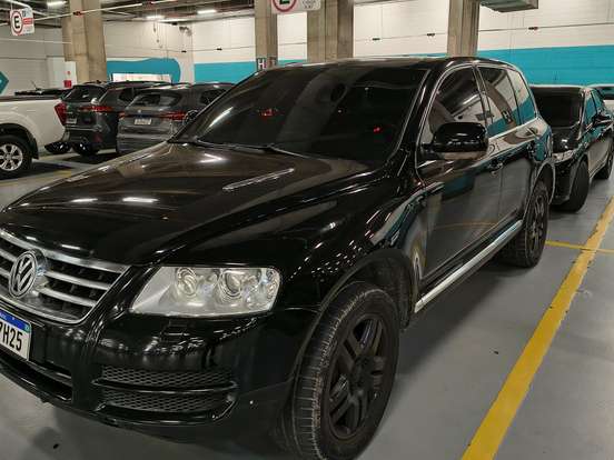 VOLKSWAGEN-TOUAREG-4.2 FSI V8 32V GASOLINA 4P TIPTRONIC VOLKSWAGEN-TOUAREG-2004