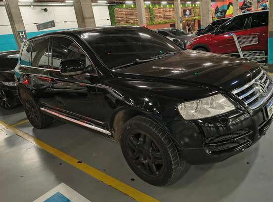 VOLKSWAGEN-TOUAREG-4.2 FSI V8 32V GASOLINA 4P TIPTRONIC VOLKSWAGEN-TOUAREG-2004