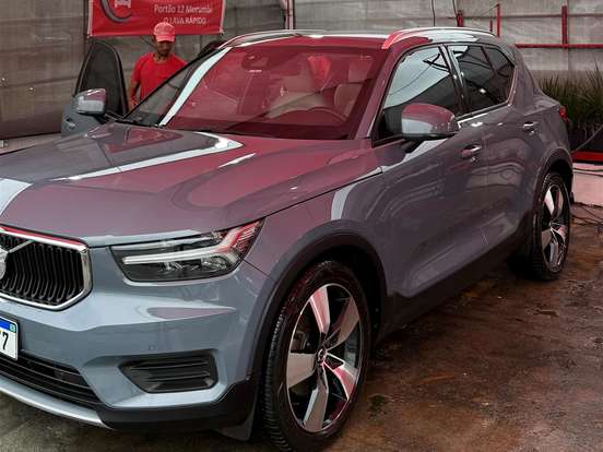 VOLVO-XC40-2.0 T5 GASOLINA MOMENTUM AWD GEARTRONIC VOLVO-XC40-2019
