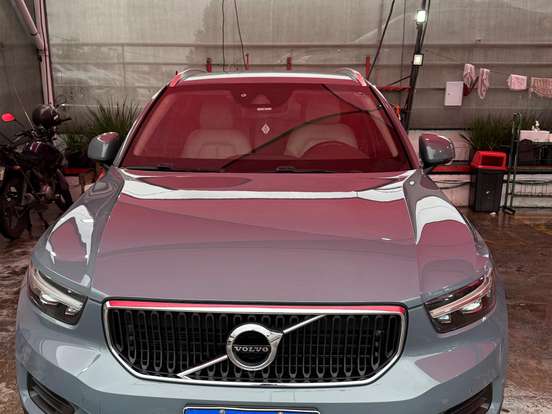 VOLVO-XC40-2.0 T5 GASOLINA MOMENTUM AWD GEARTRONIC VOLVO-XC40-2019