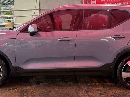 VOLVO-XC40-2.0 T5 GASOLINA MOMENTUM AWD GEARTRONIC VOLVO-XC40-2019