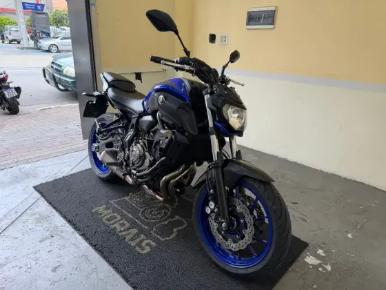 YAMAHA MT-07 ABS YAMAHA MT-07 ABS