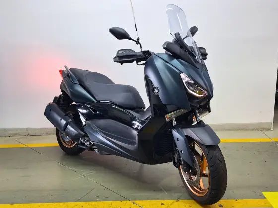 YAMAHA XMAX ABS 