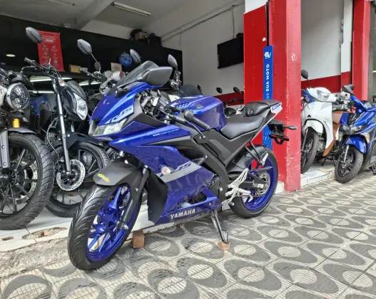 YAMAHA YZF R15 
