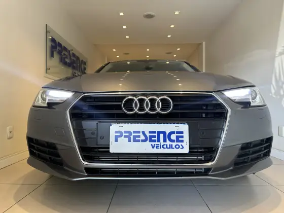 AUDI A4 2.0 TFSI ATTRACTION GASOLINA 4P S TRONIC