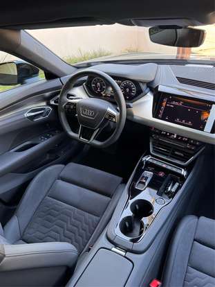 AUDI-E-TRON GT-2023
