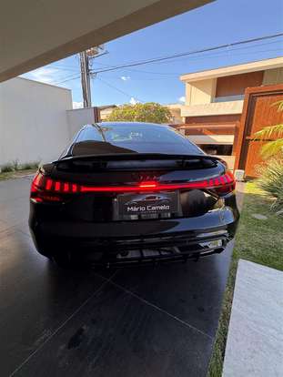 AUDI-E-TRON GT-2023