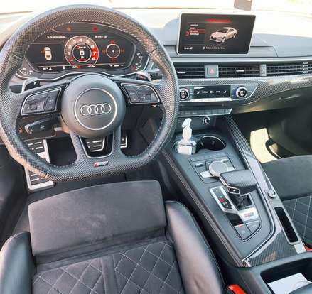 AUDI-RS5-2019