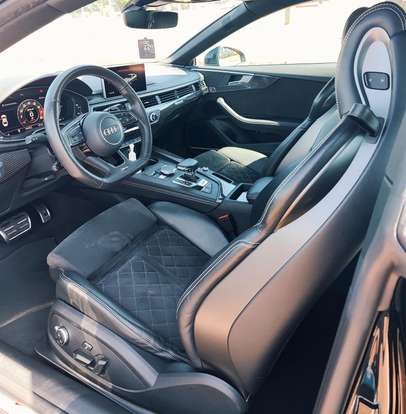 AUDI-RS5-2019