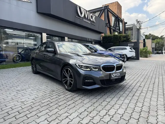 BMW 320i 2.0 16V TURBO GASOLINA M SPORT AUTOMÁTICO BMW 320i 2.0 16V TURBO GASOLINA M SPORT AUTOMÁTICO