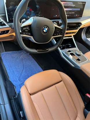 BMW-320i-2024