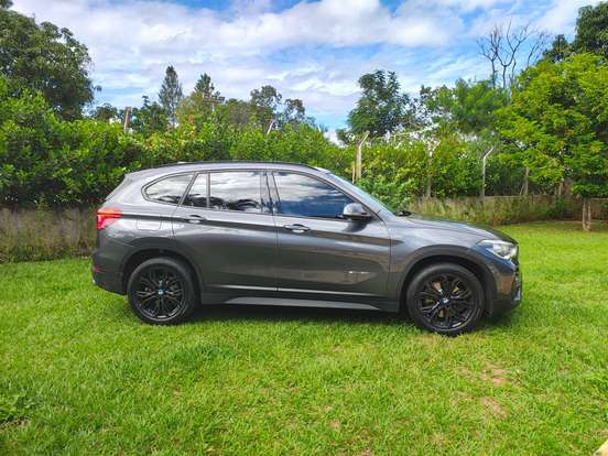 BMW-X1-2.0 16V TURBO ACTIVEFLEX SDRIVE20I 4P AUTOMÁTICO BMW-X1-2018