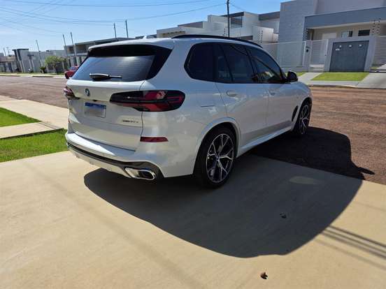 BMW-X5-2025