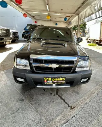 CHEVROLET S10 2.8 EXECUTIVE 4X4 CD 12V TURBO ELECTRONIC INTERCOOLER DIESEL 4P MANUAL