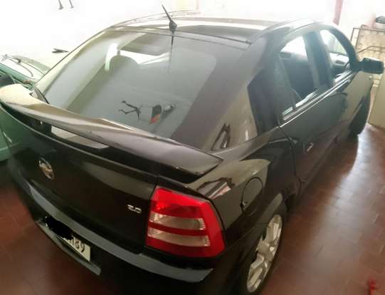 CHEVROLET-ASTRA-2011