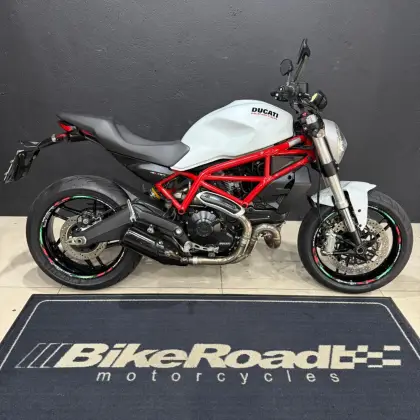 DUCATI MONSTER 797 