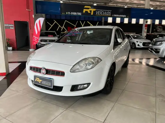 FIAT BRAVO 1.8 ESSENCE 16V FLEX 4P AUTOMATIZADO