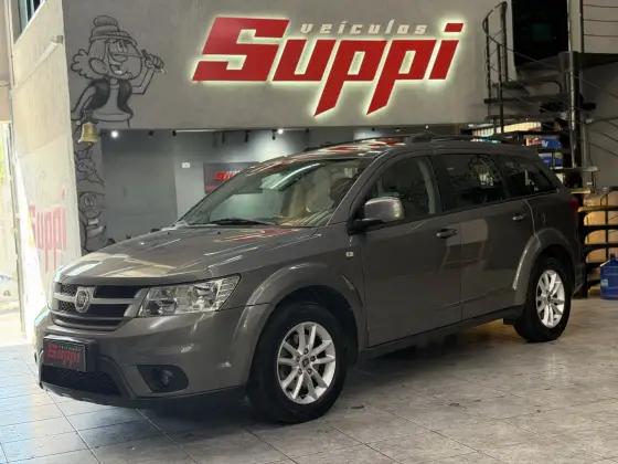 FIAT FREEMONT 2.4 PRECISION 16V GASOLINA 4P AUTOMÁTICO