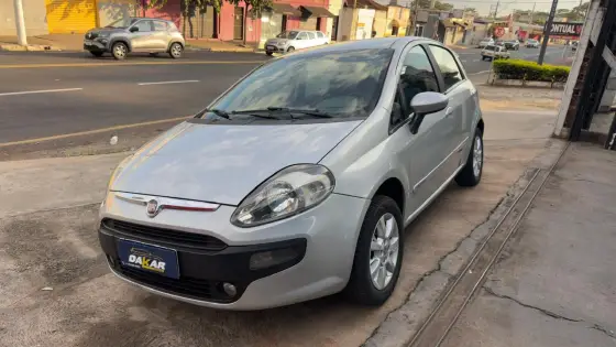 FIAT PUNTO 1.4 ATTRACTIVE 8V FLEX 4P MANUAL