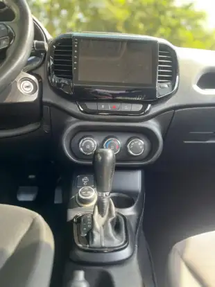 FIAT-TORO-2017