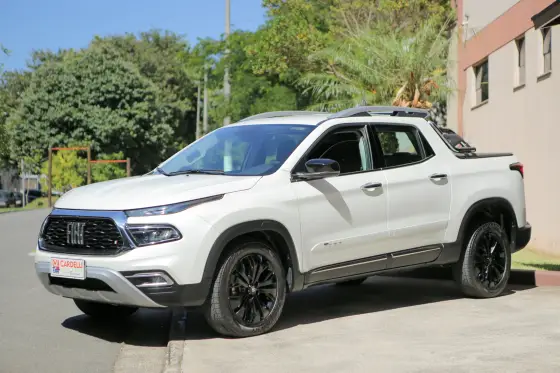 FIAT TORO 2.0 16V TURBO DIESEL VOLCANO 4WD AT9