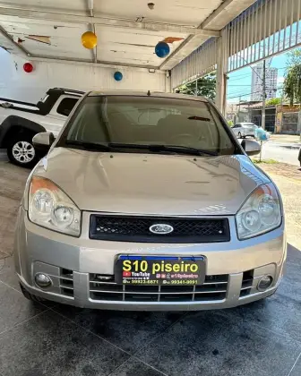FORD FIESTA 1.6 MPI SEDAN 8V FLEX 4P MANUAL
