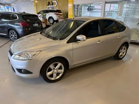 FORD FOCUS 1.6 GL 8V FLEX 4P MANUAL