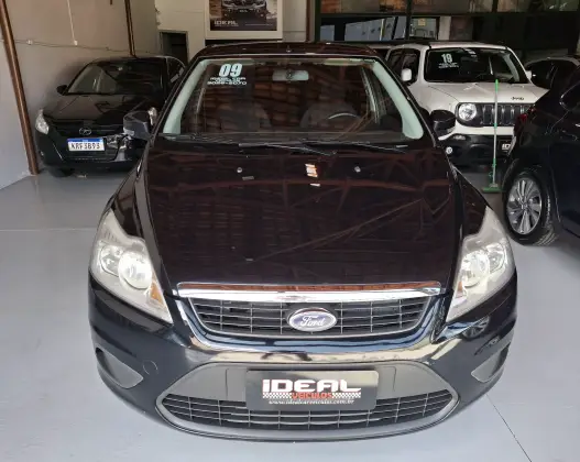 FORD FOCUS 2.0 GLX SEDAN 16V GASOLINA 4P AUTOMÁTICO