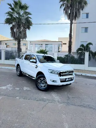 FORD RANGER 3.2 XLT 4X4 CD 20V DIESEL 4P AUTOMÁTICO