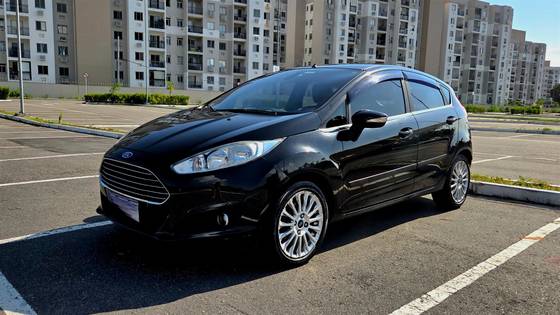 FORD FIESTA 1.6 TITANIUM HATCH 16V FLEX 4P POWERSHIFT