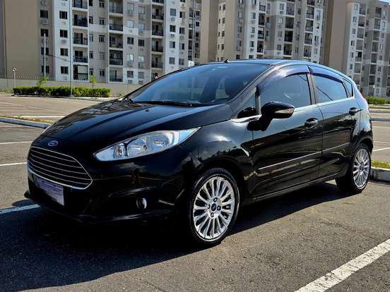 FORD-FIESTA-1.6 TITANIUM HATCH 16V FLEX 4P POWERSHIFT FORD-FIESTA-2013
