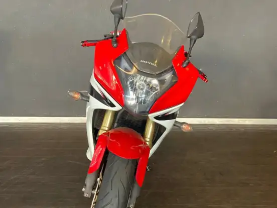 HONDA-CBR 600F HONDA-CBR 600F-2012