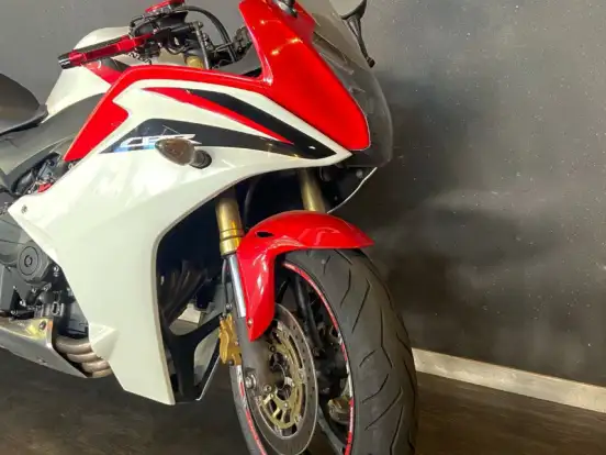 HONDA-CBR 600F HONDA-CBR 600F-2012