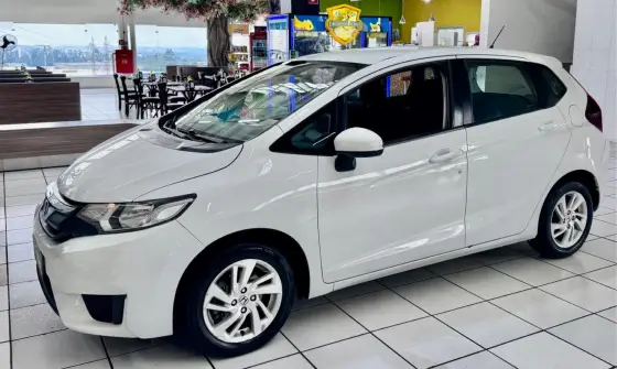 HONDA FIT 1.5 LX 16V FLEX 4P MANUAL HONDA FIT 1.5 LX 16V FLEX 4P MANUAL