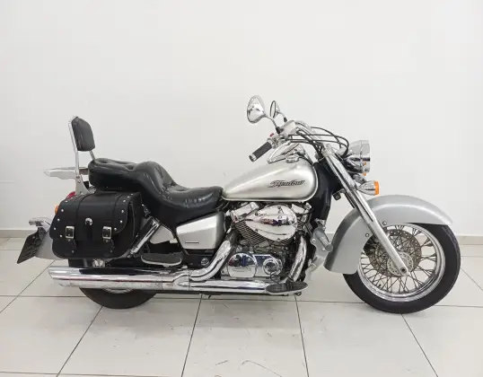 HONDA SHADOW 750 