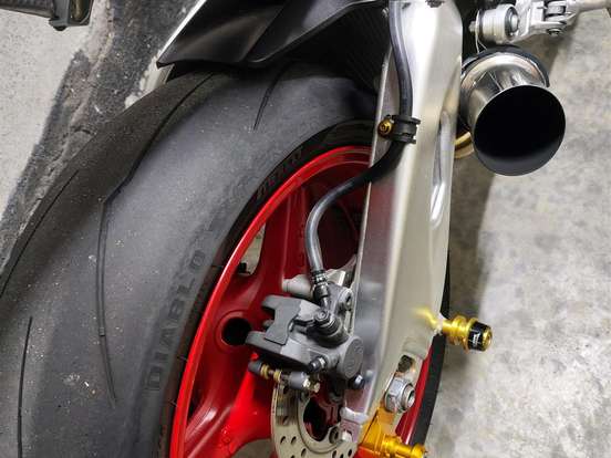 HONDA-CBR 1000RR FIREBLADE HONDA-CBR 1000RR FIREBLADE-2011