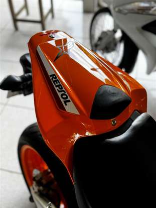 HONDA-CBR 1000RR REPSOL-2013