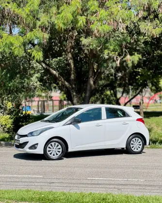 HYUNDAI HB20 1.0 COMFORT 12V FLEX 4P MANUAL