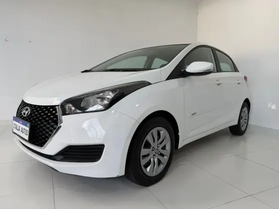 HYUNDAI HB20 1.0 COMFORT PLUS 12V FLEX 4P MANUAL