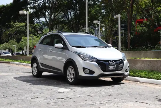 HYUNDAI HB20 1.6 COMFORT STYLE 16V FLEX 4P AUTOMÁTICO