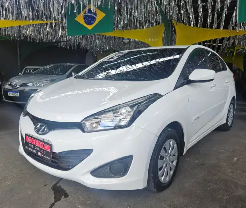 HYUNDAI HB20S 1.6 COMFORT PLUS 16V FLEX 4P AUTOMÁTICO
