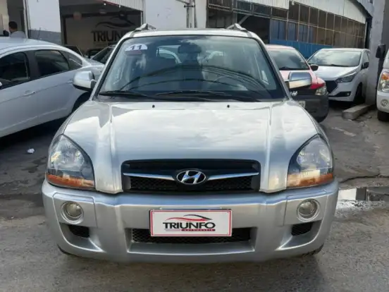 HYUNDAI-TUCSON-2.4 GLS 4WD 16V GASOLINA 4P AUTOMÁTICO HYUNDAI-TUCSON-2010