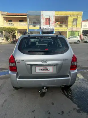 HYUNDAI-TUCSON-2010