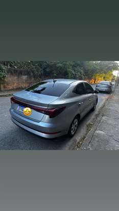 HYUNDAI-HB20S-2024