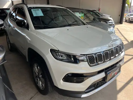 JEEP COMPASS 1.3 T270 TURBO FLEX LONGITUDE AT6 JEEP COMPASS 1.3 T270 TURBO FLEX LONGITUDE AT6