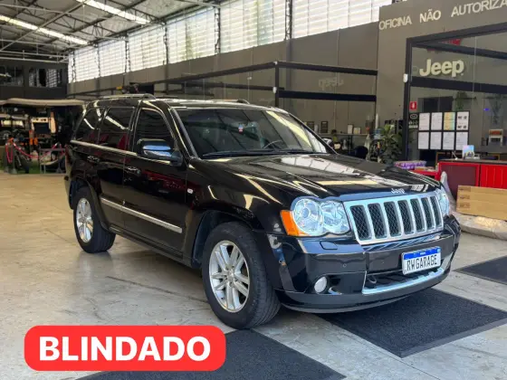 JEEP GRAND CHEROKEE 5.7 OVERLAND HEMI 4X4 V8 16V GASOLINA 4P AUTOMÁTICO