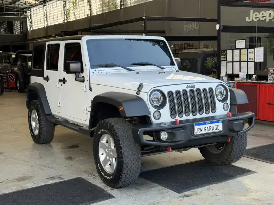 JEEP WRANGLER 3.6 UNLIMITED SPORT 4X4 V6 GASOLINA 4P AUTOMÁTICO