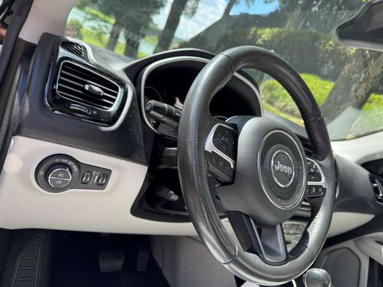 JEEP-COMPASS-2.0 16V FLEX LIMITED AUTOMÁTICO JEEP-COMPASS-2017