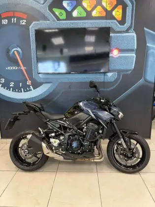 KAWASAKI Z900 
