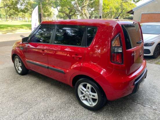 KIA-SOUL-2012